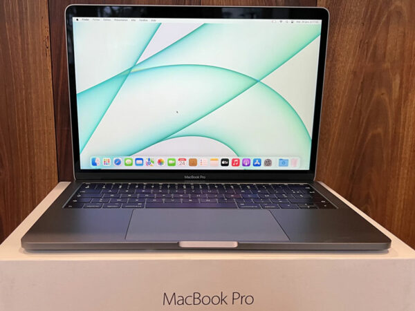 Acheter PC reconditionnés Atelier informatique Nantes Quartier Talensac Macbook Pro d'occasion à vendre