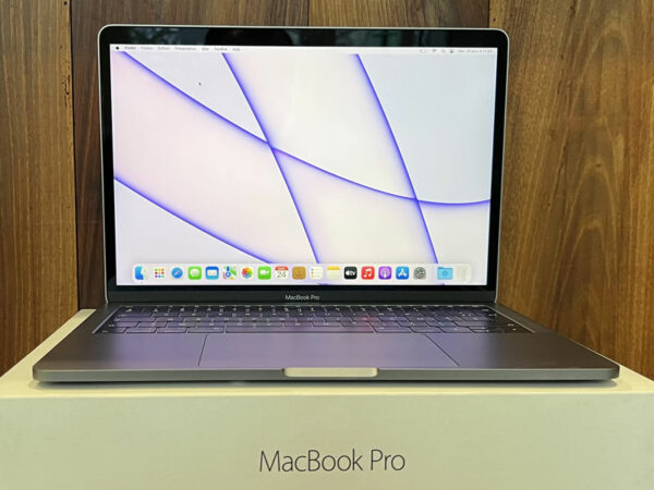 Acheter PC reconditionnés Atelier informatique Nantes Quartier Talensac Macbook Pro d'occasion à vendre